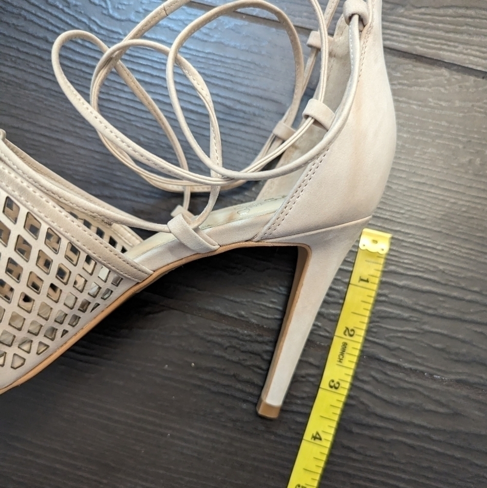 Vince Camuto Vasha Lace Tie Up High Heel Strappy Cutout Nude Beige Sandals 9.5 - Picture 14 of 14